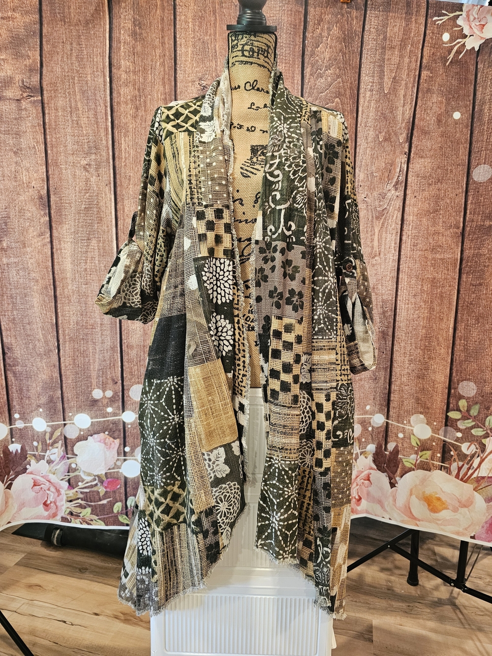 I LOVE LINEN NWOT PEACE Embroidered Patchwork Kimono Jacket - Olive Green - Picture 5 of 5